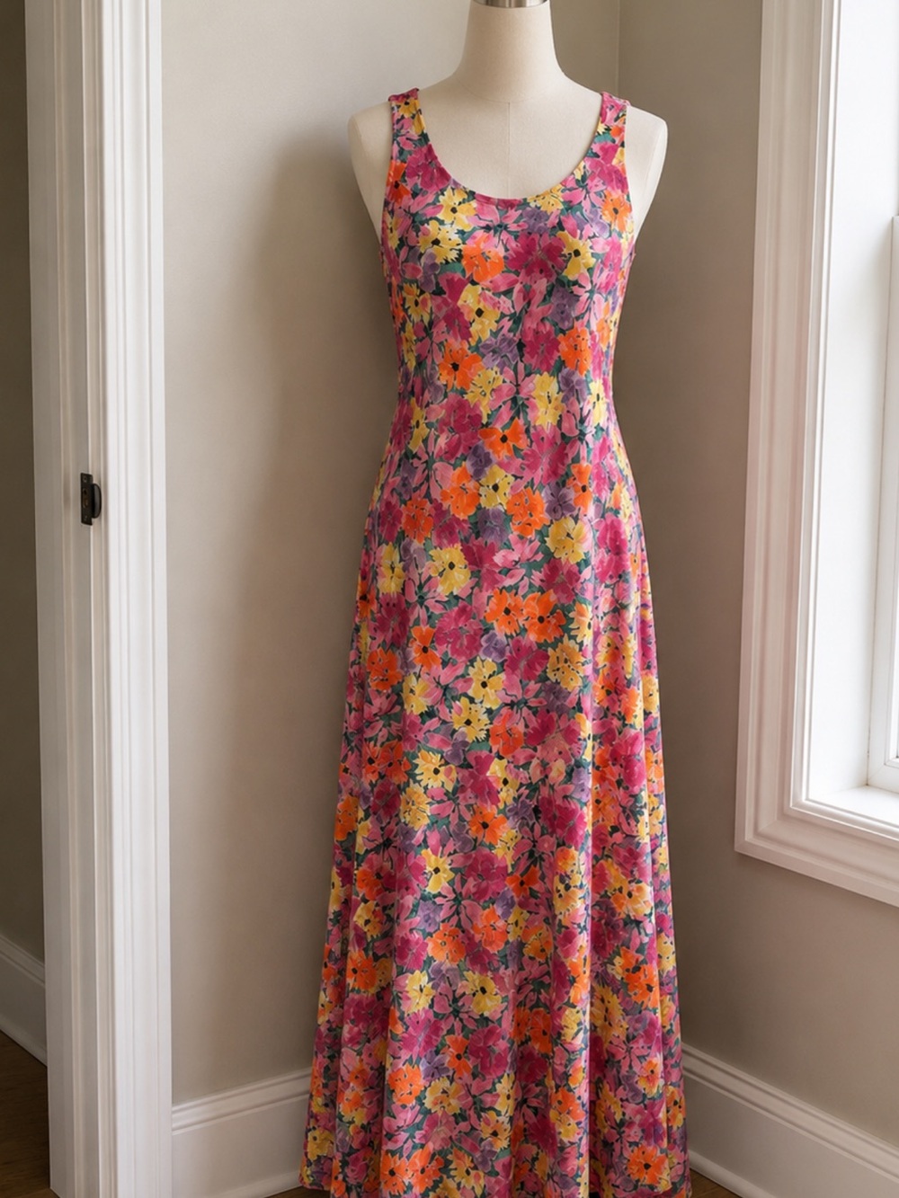 Floral Scoop-Neck Maxi Dress in Pink